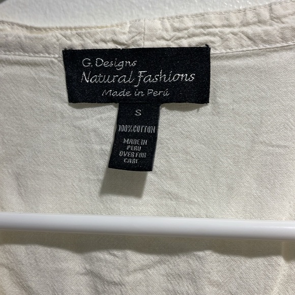 G Designs Natural Fashions Beige Embellished Button Up Embroidered Tunic Top M - Picture 3 of 6